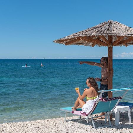 Villa Andrija Family Dream With Heated Pool At The Sea With Beautiful Garden, Outside Cinema And Kids Playground Fažana Exterior foto